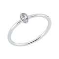Solitärring 1HV49 aus 18 Karat Weißgold mit ovalem Diamant 0,14ct