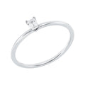 Solitärring 1JT91 aus 18 Karat Weißgold mit Diamant im Smaragdschliff 0,17ct